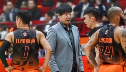 BOB半岛体育平台-计划有变，准备夺冠？山东签NBA前雷霆新秀，球迷：这是个狠人|山东队|约翰逊|山东男篮|德雷克·鲍威尔|诺曼·鲍威尔_新浪体育_新浪新闻