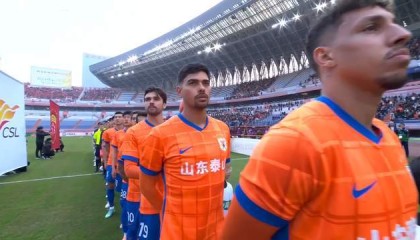 BOB半岛体育官方网站-马德鲁加留队，泰山只换1外援 三叉戟保中游水准 召回小段算补强